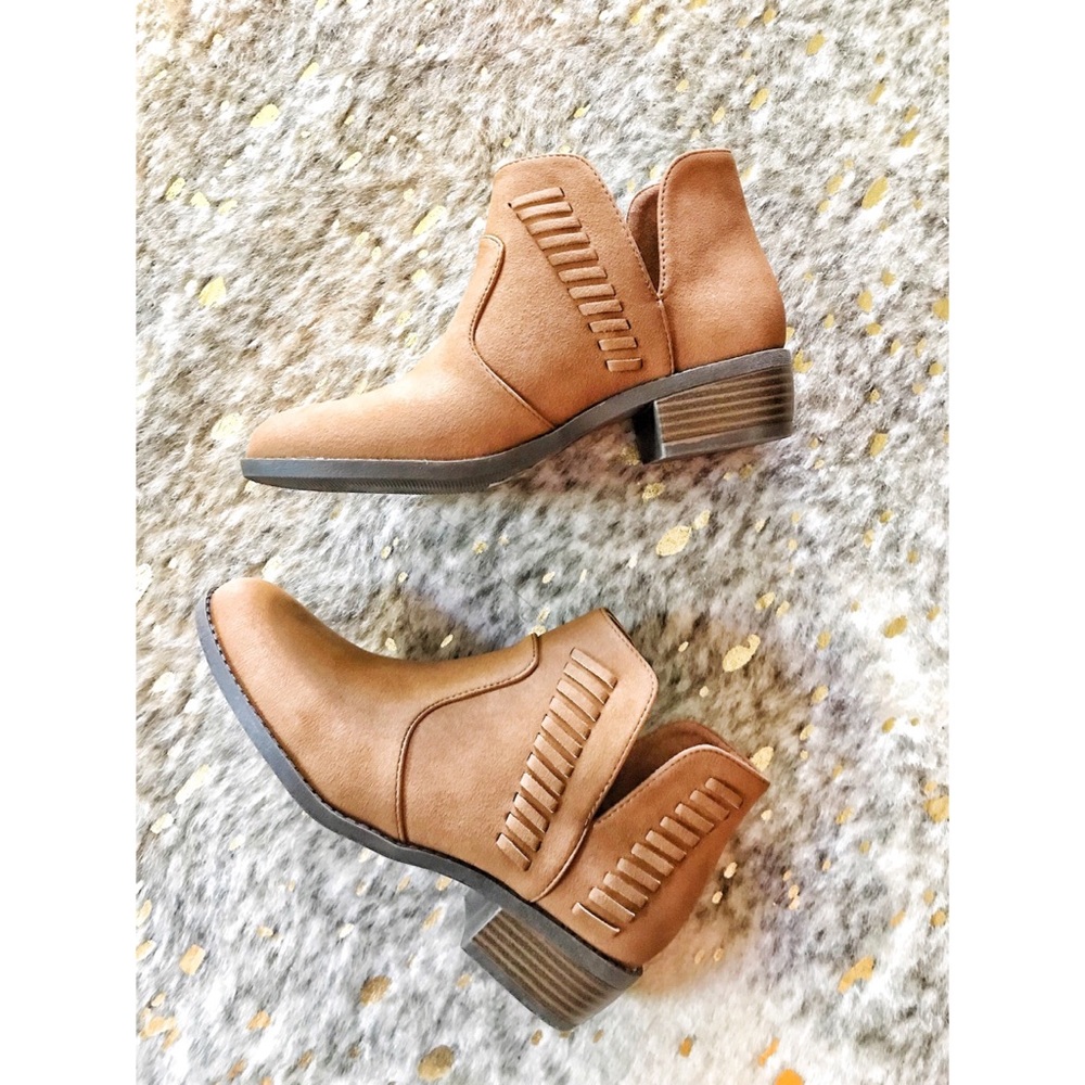 Wild West Bootie - Picture 1 of 3